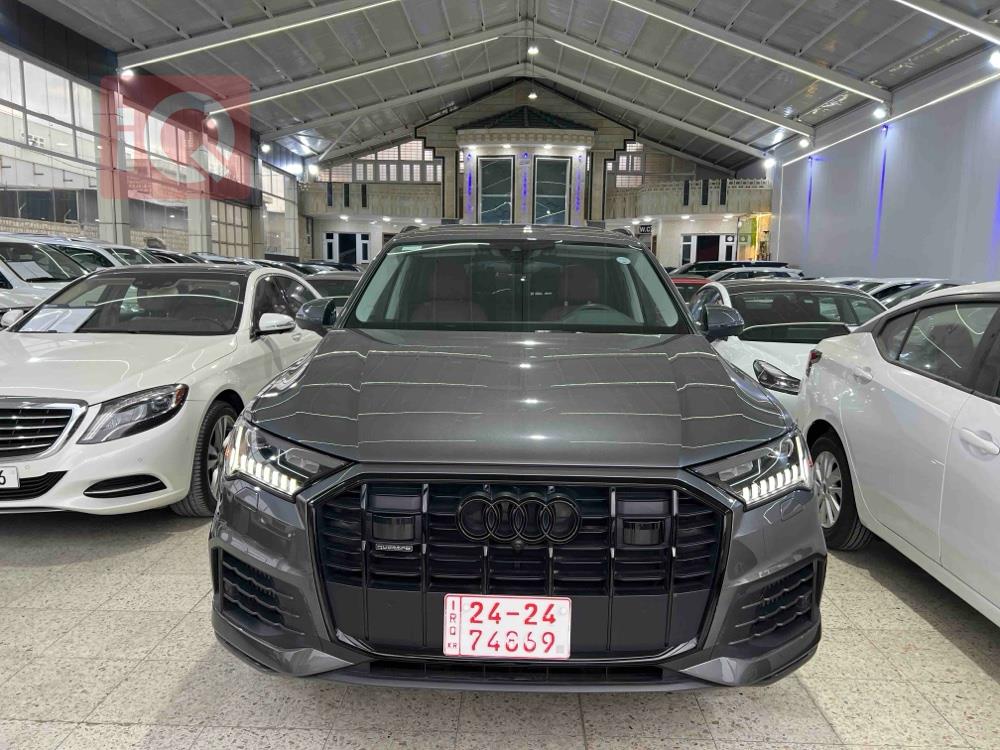 اودي Q7